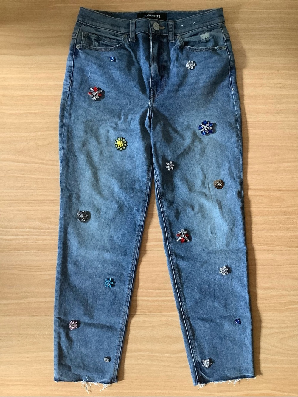 Express High Rise Girlfriend Jeans Jewel Embellished Distressed, Size 4